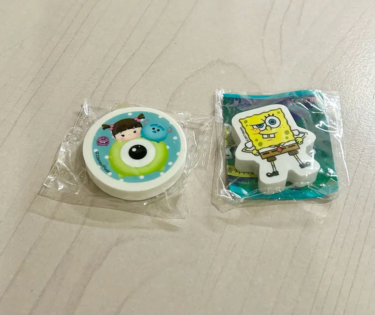 https://media.bunjang.co.kr/product/420342632_1_1784221366_w{res}.jpg